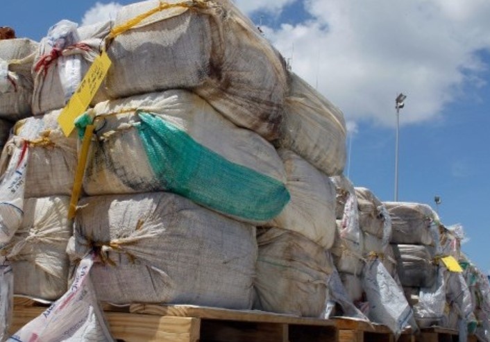 Колумбийската служба за борба с наркотрафика задържа един тон кокаин